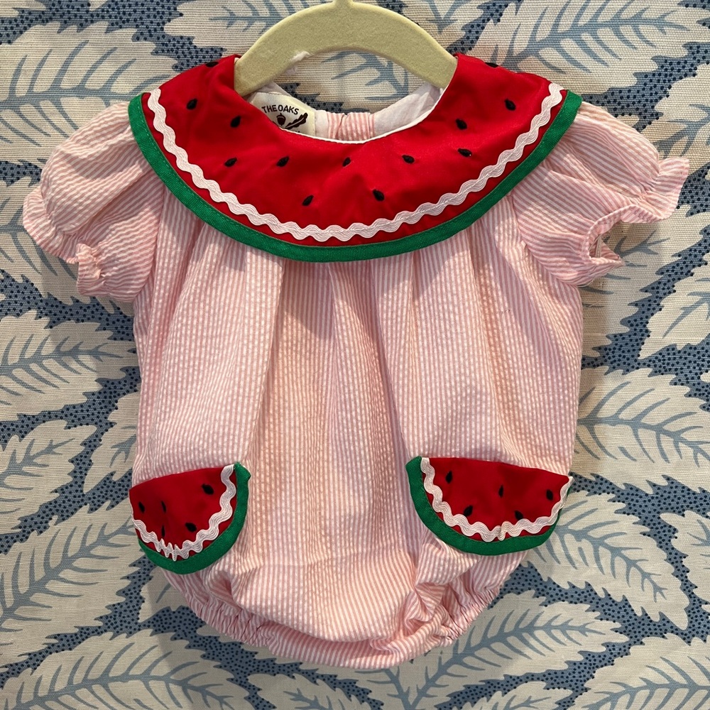 The Oaks girls watermelon bubble 6 month EUC
